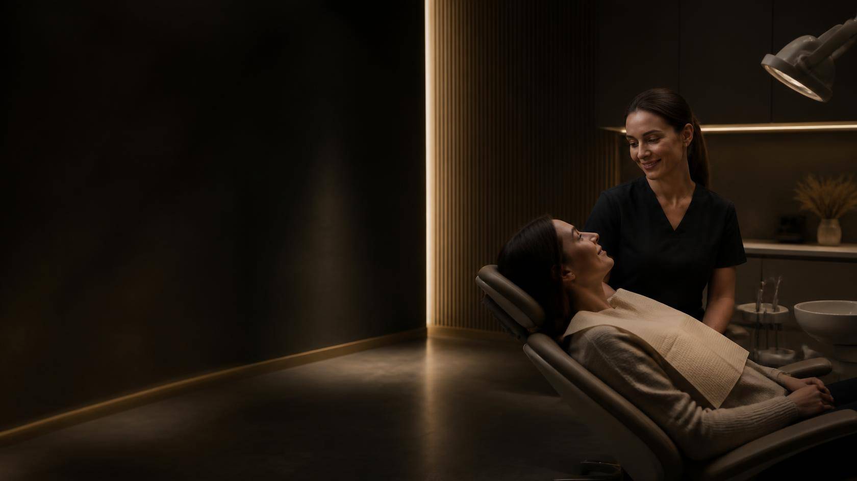 Illustration: a healthcare provider talks with a relaxed patient in a calm clinic